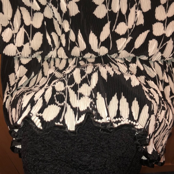 🦢🖤🦢Vintage Elegance - Picture 9 of 10